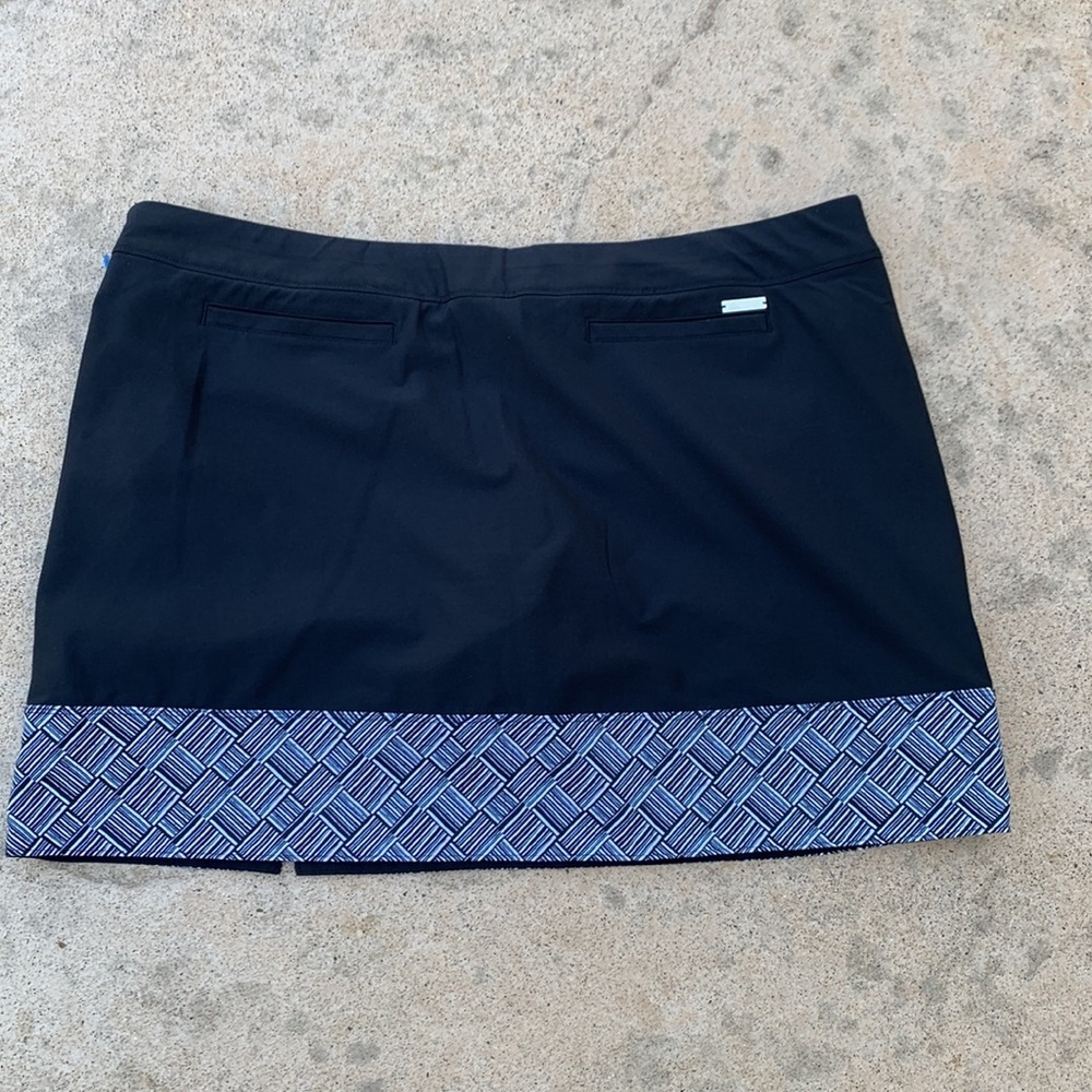Adidas Golf Skort with Pattern Trim Women Size XL - Picture 4 of 8